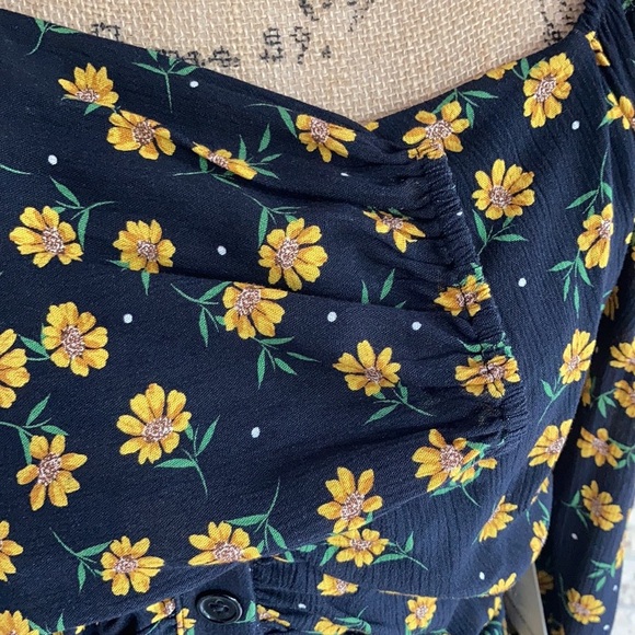 Lost & Wander Outpost Mini black sunflower dress button down long sleeve ruching - Picture 7 of 16